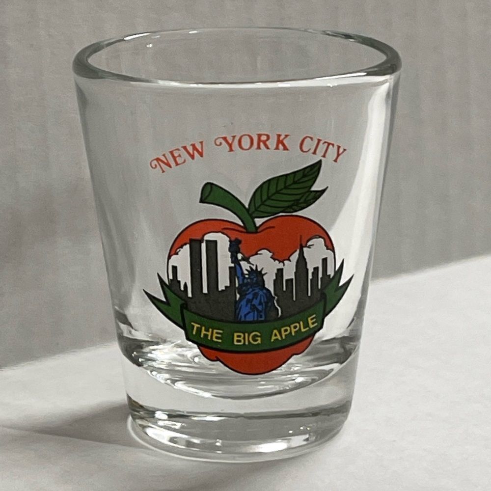 “The Big Apple” New York City Souvenir Collectible Shot Glass